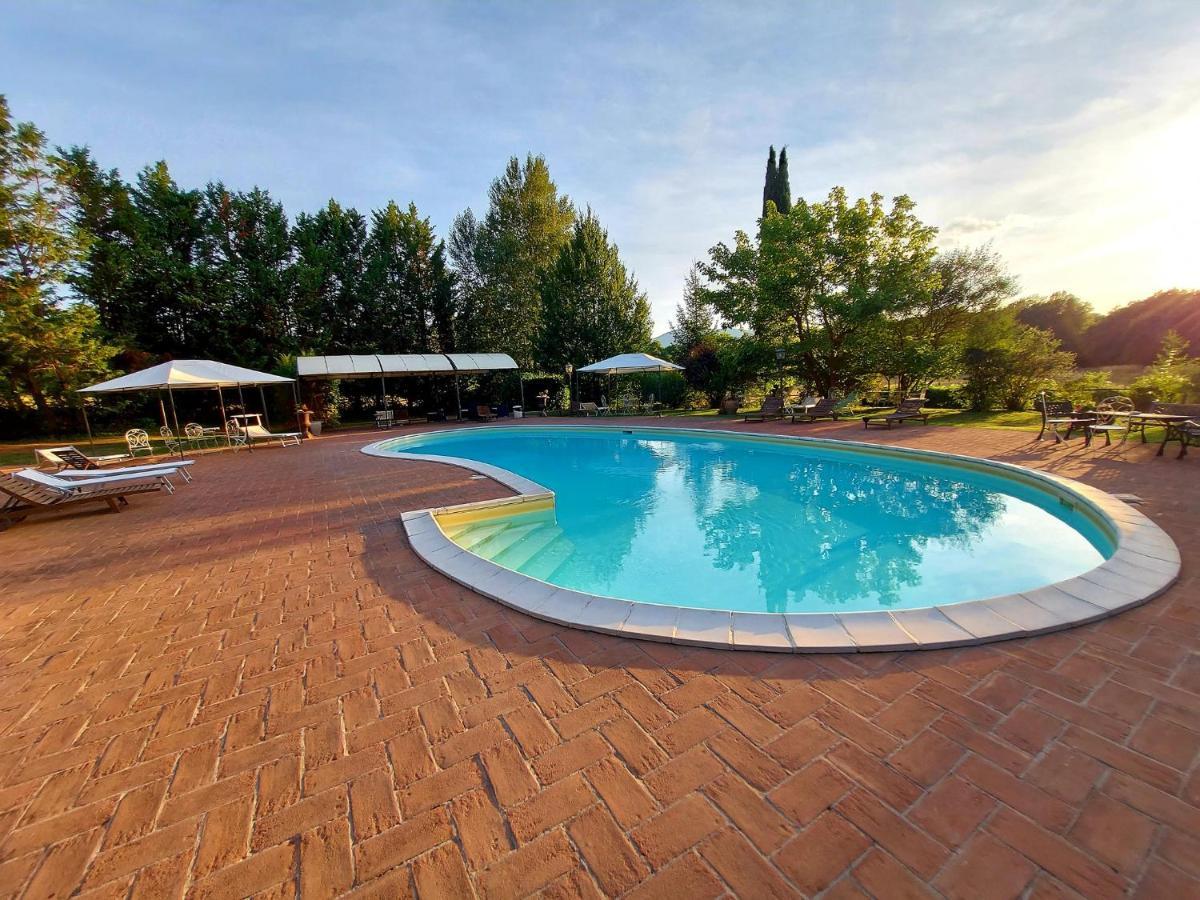 אומברטידה Country Hotel Poggiomanente מראה חיצוני תמונה