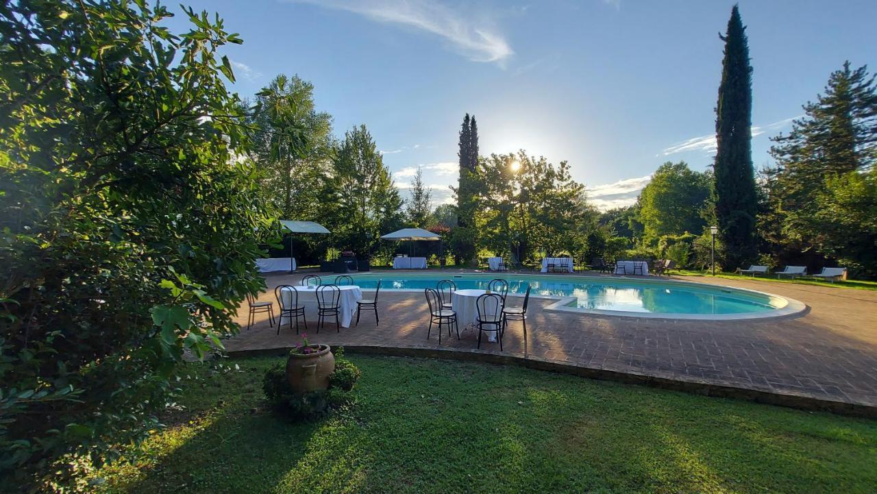 אומברטידה Country Hotel Poggiomanente מראה חיצוני תמונה