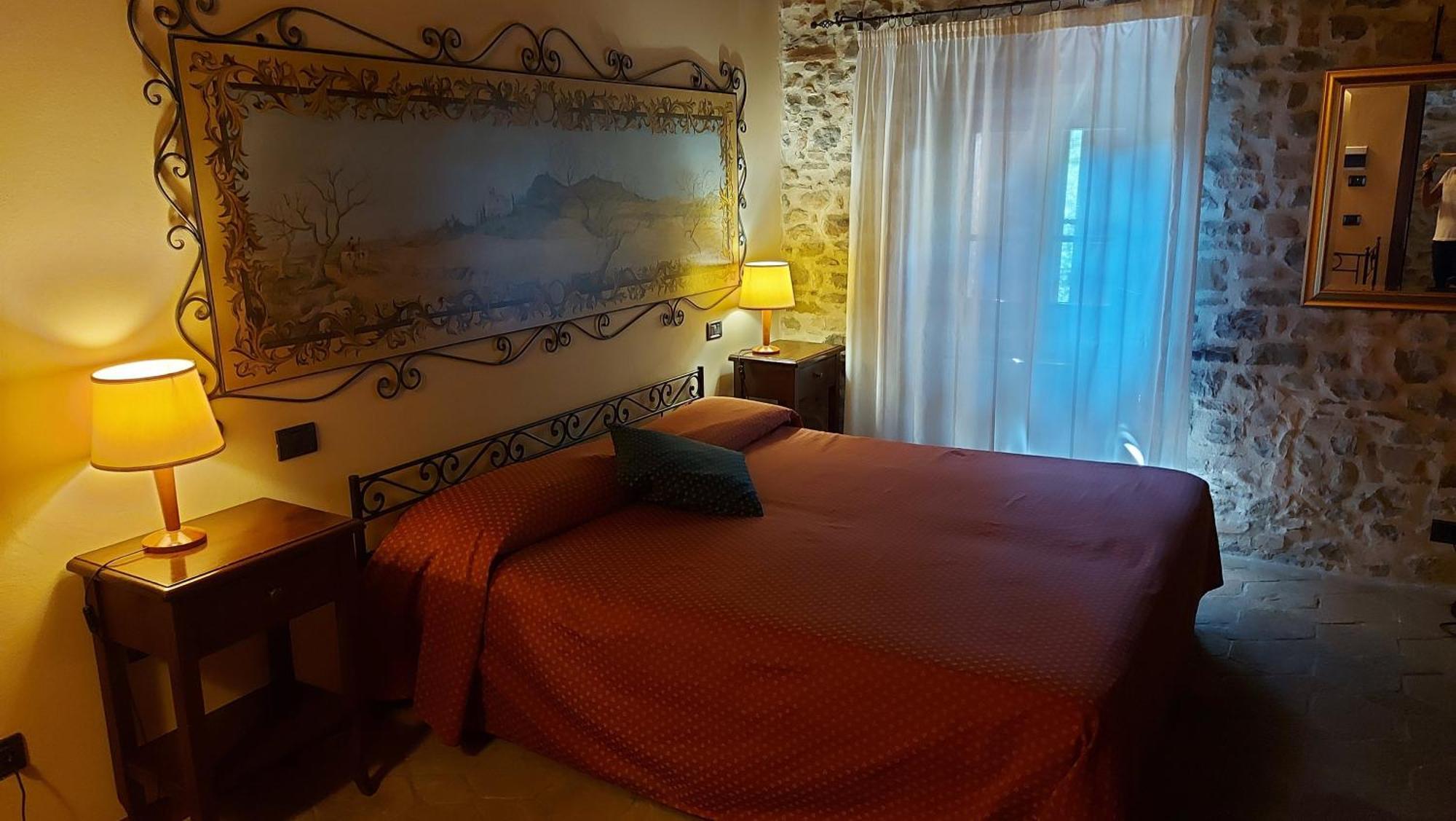 אומברטידה Country Hotel Poggiomanente חדר תמונה