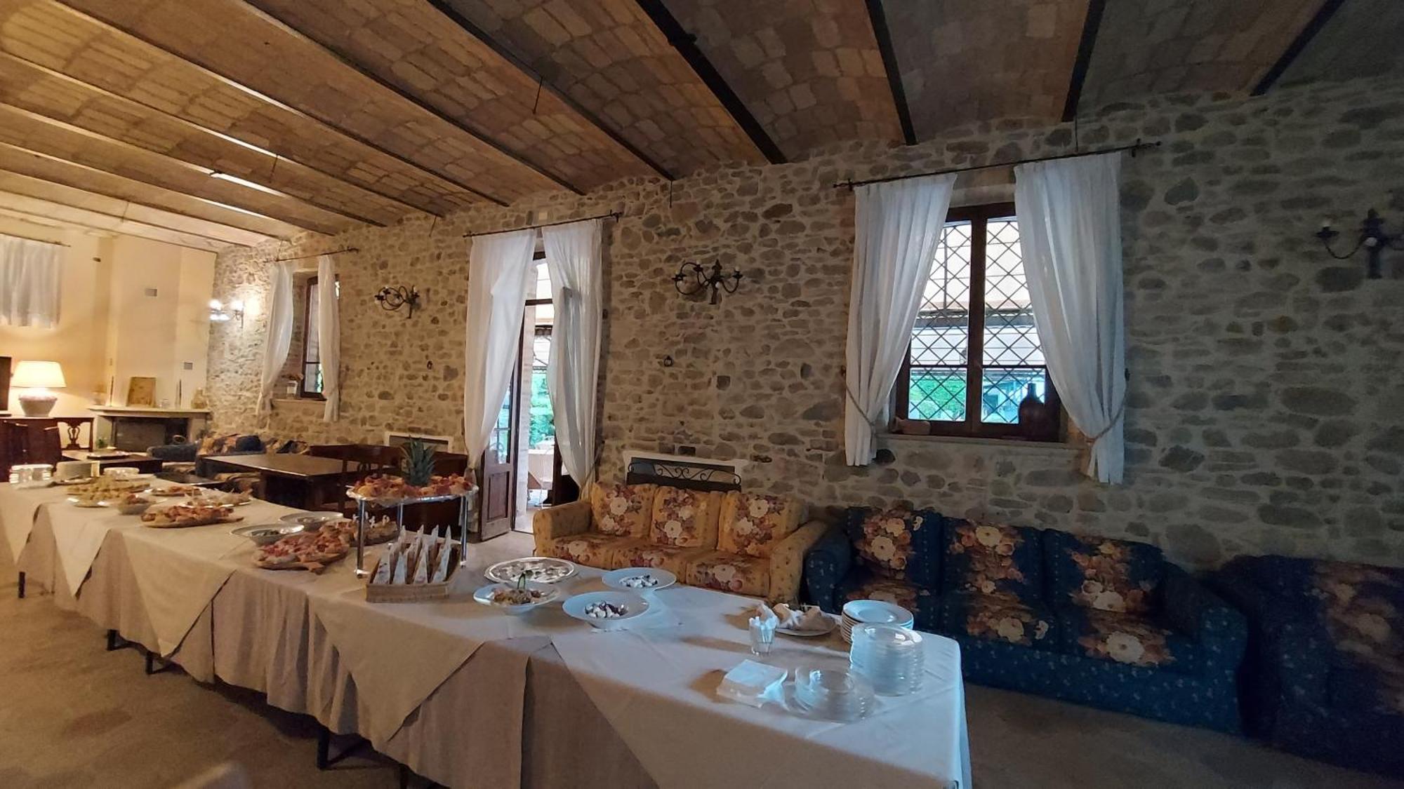 אומברטידה Country Hotel Poggiomanente מראה חיצוני תמונה