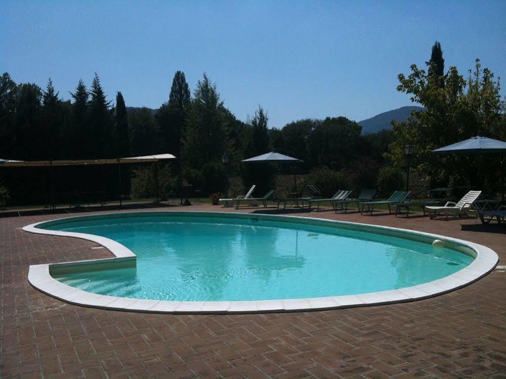 אומברטידה Country Hotel Poggiomanente מראה חיצוני תמונה