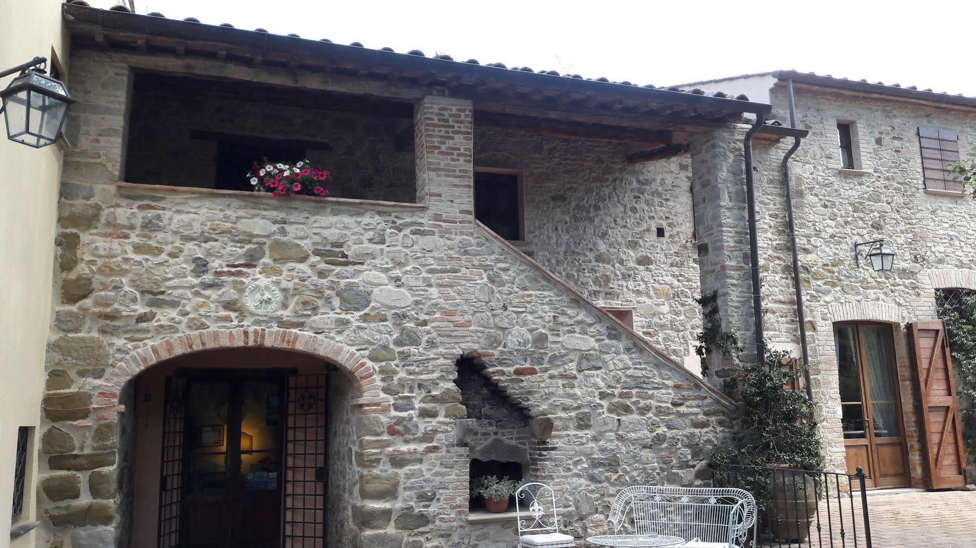 אומברטידה Country Hotel Poggiomanente מראה חיצוני תמונה